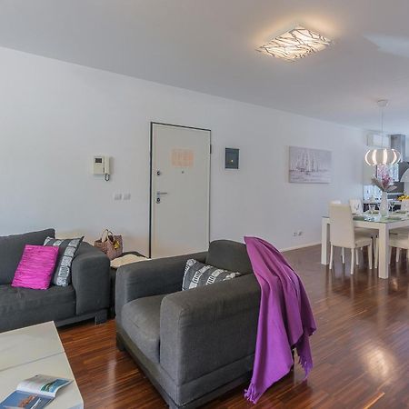 Luxury Apartment Lella Rovinj Exterior photo